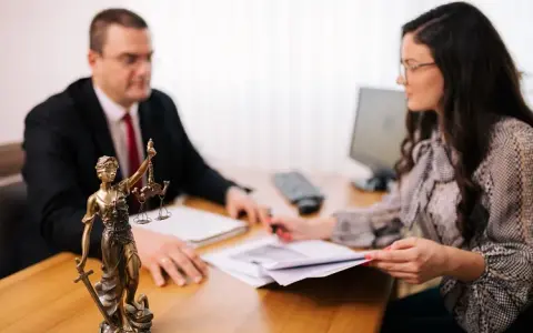 Ile kosztuje wynajęcie adwokata w sprawie cywilnej? Sprawdź stawki!