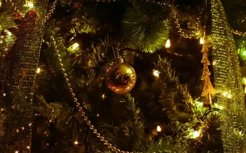 Charles Dickens: Kto napisał "Opowieść wigilijną" i dlaczego?