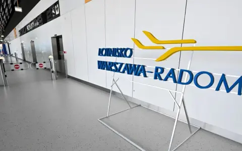 Lotnisko Radom: 800 mln zł wydane. Sprawdź, na co poszły pieniądze.