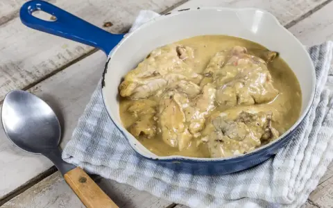 Perfekcyjny sos z królika: Krok po kroku i triki eksperta