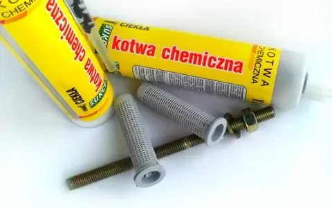 Kotwa chemiczna do kołków rozporowych - uniknij błędów w montażu