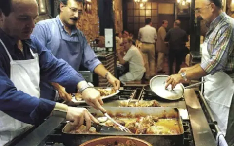 Cómo realizar una reserva en una sociedad gastronómica sin complicaciones
