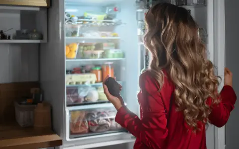 Jaka jest idealna temperatura w lodówce? Świeżość i niższe rachunki