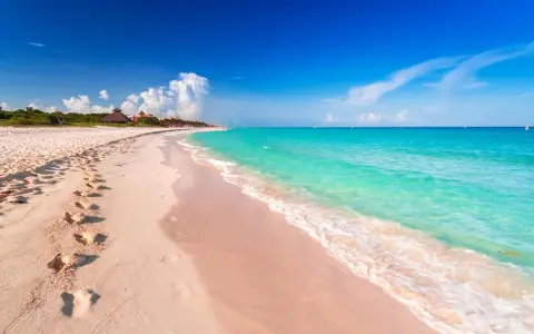 Czy w Cancún jest bezpiecznie? Odkryj zagrożenia i bezpieczeństwo turystów