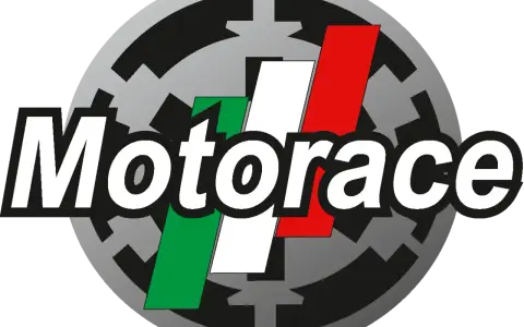 Logo "Motorace" con bandiera italiana e ingranaggio, simbolo di un'associazione moto.