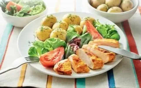 Niedzielny obiad: 20+ pomysłów na tradycyjne i nowoczesne dania
