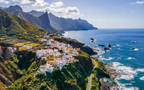 Gdzie leży Gran Canaria? Odkryj wyspę wiecznej wiosny!