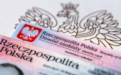 Polskie dowody osobiste i orzeł. Czy do Anglii trzeba mieć paszport? Dowód osobisty wystarczy dla obywateli UE.