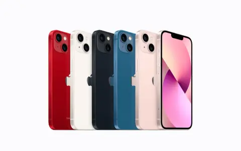 Pięć kolorowych iPhone'ów 13 od Apple, w tym czerwony, biały, granatowy, niebieski i różowy. Idealne etui Apple dla każdego modelu.