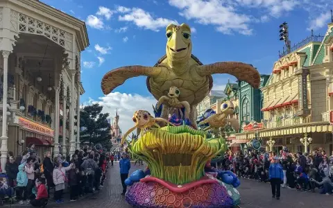 Disneyland: Gdzie leży? Paryż to najlepszy wybór dla Polaków!