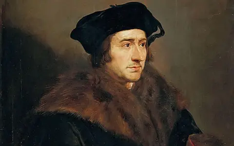 Portret Tomasza Morusa w czarnej czapce i futrzanym płaszczu. Myśliciel spogląda w bok z zamyśloną miną.