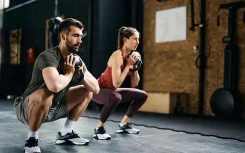 CrossFit: Co to? Czy ten intensywny trening jest dla Ciebie?