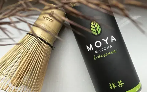 Matcha: Ile razy dziennie? Bezpieczna dawka, pełna energia.