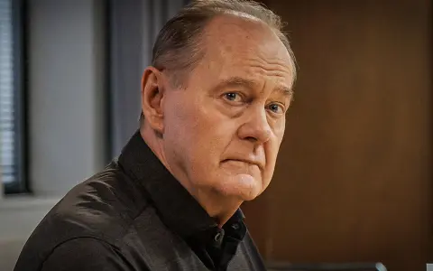 Peter Haber, känd från filmer och tv-program, med en intensiv blick.