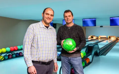 Störkrug Plate: Deutsche Küche, Bowling & mehr Alle Infos