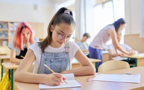 Sekrety efektywnej nauki: Jak uczyć się mądrzej i szybciej?