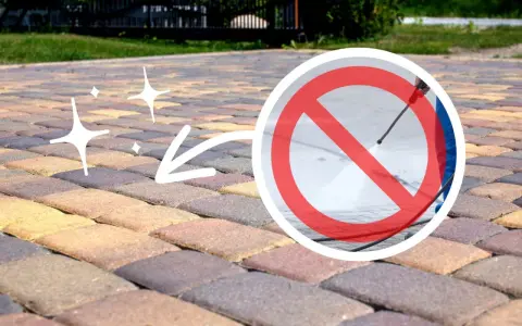 Zastanawiasz się, czym umyć kostkę na tarasie? Unikaj myjki ciśnieniowej, by nie uszkodzić jej powierzchni.