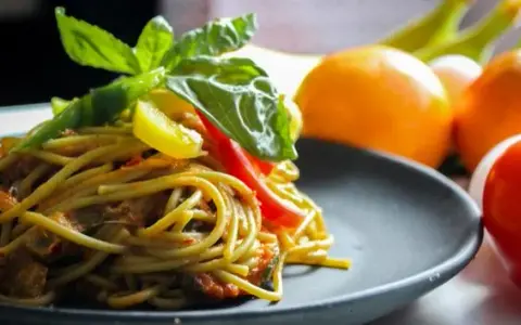 Indeks glikemiczny sosu do spaghetti: co musisz wiedzieć o zdrowiu