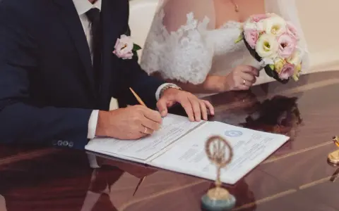 Co potrzebne do ślubu cywilnego? Kluczowe dokumenty i formalności