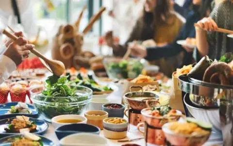 Catering do domu 2026: Ile kosztuje? Ceny za osobę i porady!