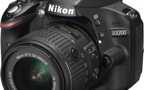 Lustrzanka Nikon: Optyczny wizjer, bateria 1500 zdjęć. Czy warto?