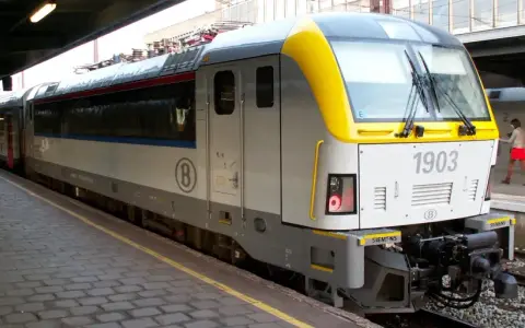 Bruksela: Z lotniska do centrum? Wybierz najszybszy i najtańszy transport!