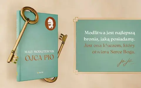 Książka "Mały modlitewnik Ojca Pio" z kluczami, symbolizującymi otwarcie Serca Boga. Dzień 3 nowenny do miłosierdzia Bożego.