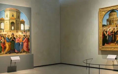 Due dipinti rinascimentali, uno di Raffaello e uno di Perugino, raffigurano il Matrimonio della Vergine con un edificio centrale.