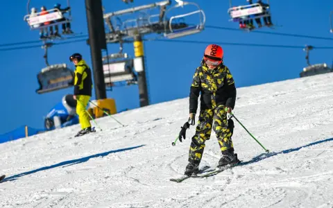 Dolny Śląsk na narty: Wybierz idealny stok! Porównanie i ceny