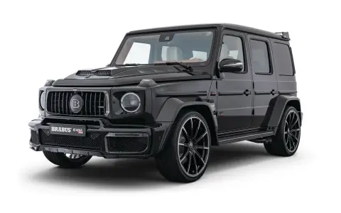 Czarny Brabus G klasa GV12 z karbonowymi elementami i masywnymi felgami. Potężny SUV gotowy na każde wyzwanie.