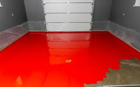 Co na podłogę w garażu? Wybierz trwałe rozwiązanie na lata!