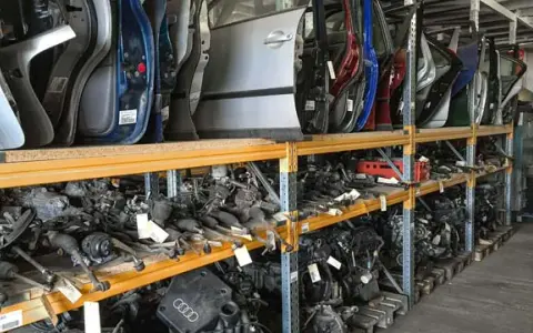Schrottplatz Autoteile: Günstige Ersatzteile für Ihr Auto finden