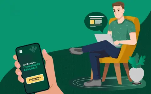 Mano sostiene móvil con certificado de titularidad bancaria. Hombre en silla con laptop.