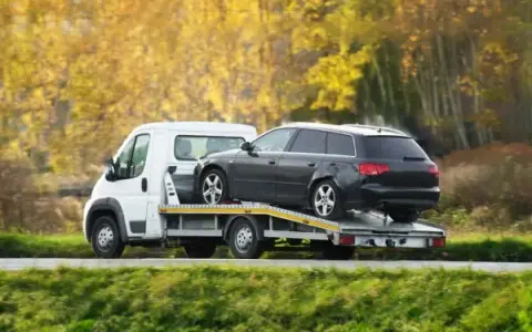 Ile kosztuje holowanie auta w Niemczech? Sprawdź, co musisz wiedzieć
