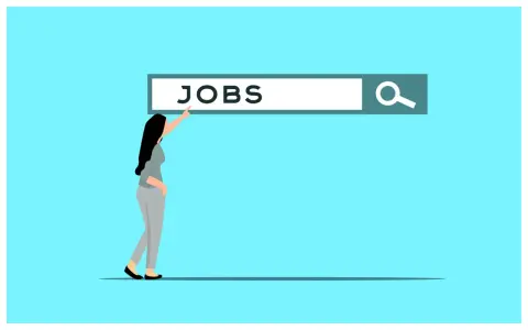 Donna cerca offerte di lavoro su una barra di ricerca.