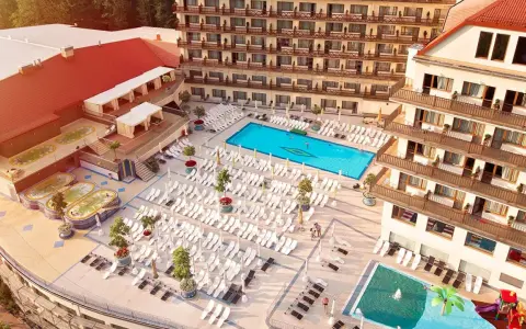 Hotel Gołębiewski w Wiśle – Kiedy powstał i jego historia