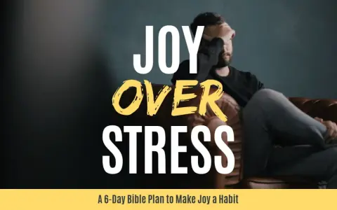 Mężczyzna siedzi przygnębiony, ale tekst "JOY OVER STRESS" i odniesienie do flp 4 13 sugerują, że siła do pokonania stresu pochodzi z wiary.