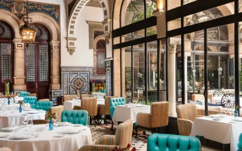 Hotel Alfonso XIII Sevilla: Lujo, historia y guía para su estancia