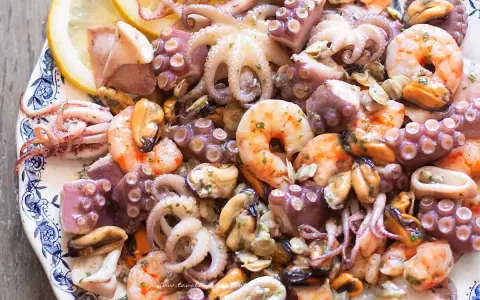 Insalata di Mare Perfetta: La Guida Definitiva per un Risultato da Chef