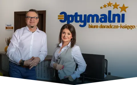 Para doradców podatkowych w biurze "Optymalni" w Rzeszowie.