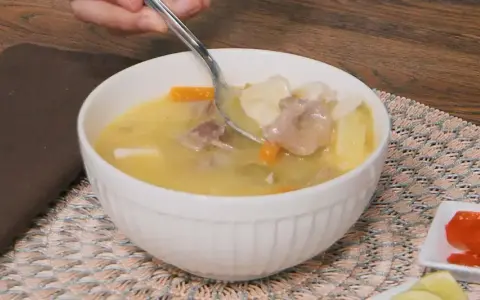 Sopa de sémola: la receta infalible para un plato sin grumos
