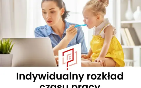 Kobieta pracuje przy laptopie, jednocześnie karmiąc dziecko. To obraz elastyczności i indywidualny rozkład czasu pracy.