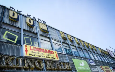 Czy w lombardzie przyjmują książki? Sprawdź, zanim stracisz czas