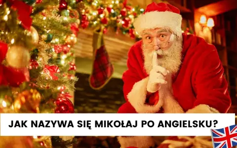 Święty Mikołaj z palcem na ustach, obok choinki. Jak nazywa się Mikołaj po angielsku?