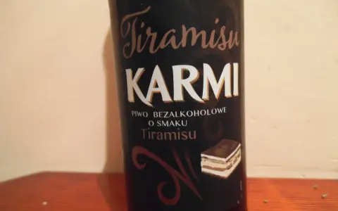 Piwo KARMI o smaku tiramisu. Czy karmi ma alkohol? Nie, to piwo bezalkoholowe.