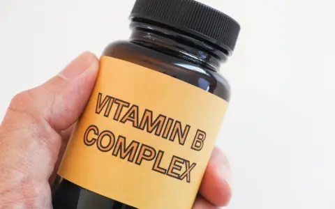 Witamina B Complex: Kiedy zażywać, by działała najskuteczniej?