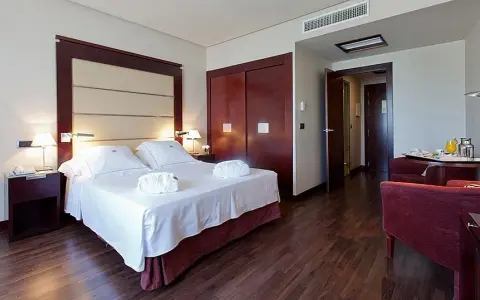 Hotel Andalucía Center Granada: ¿Tu elección ideal? Descúbrelo