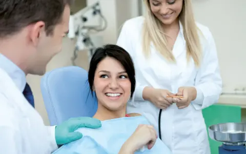 Dentysta bez stresu: Jak skutecznie rozmawiać i pytać?