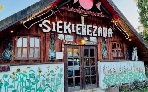 Cisna: Najlepsze jedzenie w Bieszczadach? Sprawdź kultowe miejsca!