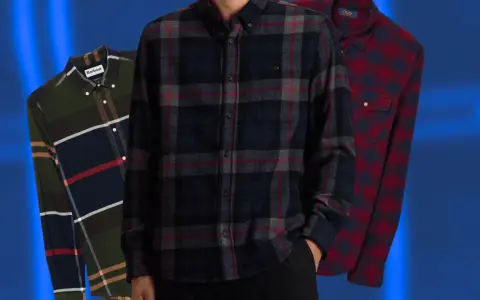 Tre camicie a quadri da uomo: una verde con blocchi di colore, una blu scuro con quadri rossi e grigi, e una rossa con quadri blu. Perfette per un outfit camicia flanella uomo.